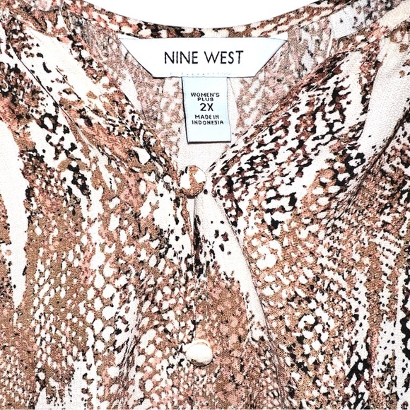 NINE WEST | NWT SNAKE PRINT BUTTON UP BLOUSE - Picture 2 of 8